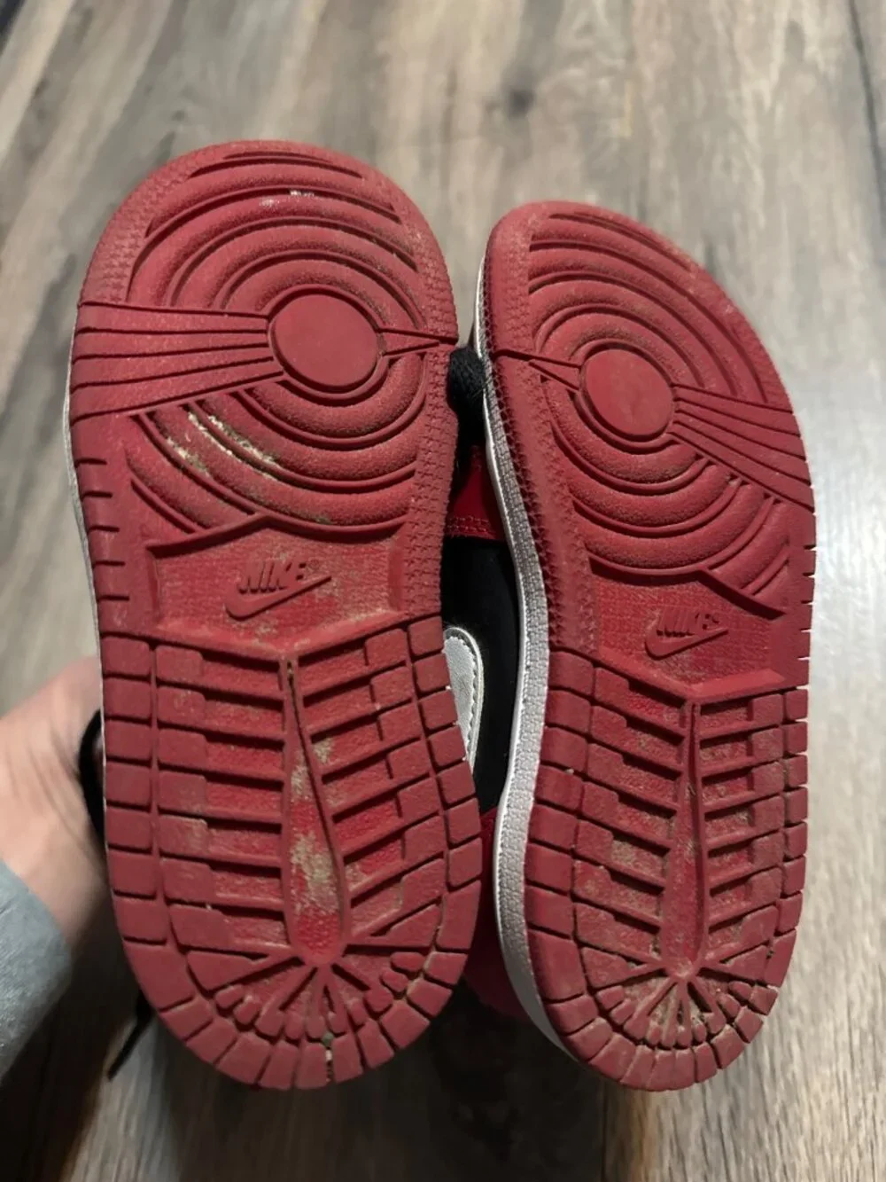 Air Jordan 1 Mid Toddler Shoes Black & Red Size 9C